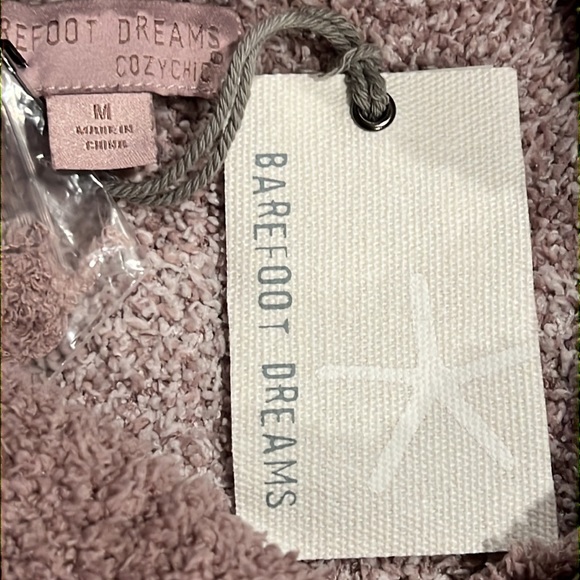 Barefoot Dreams Cozy Chic Houndstooth Sweater - Picture 8 of 13